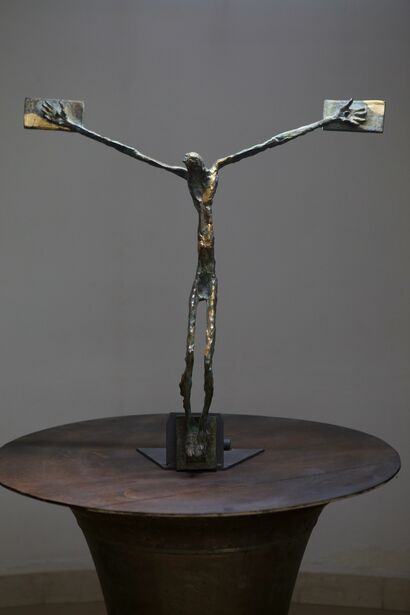 Christus - a Sculpture & Installation Artowrk by Ettore Marinelli